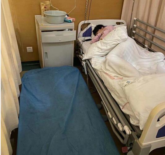 代生费用(代生费用:如何选择最经济实惠的代孕服务?)